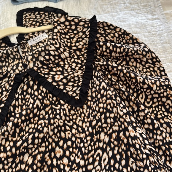 CALISTA Cheetah blouse size L - Picture 2 of 4